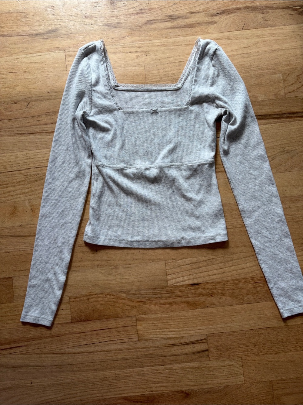 American Eagle Outfitters Heather Gray Square Neck Lace-Trim Long Sleeve Top